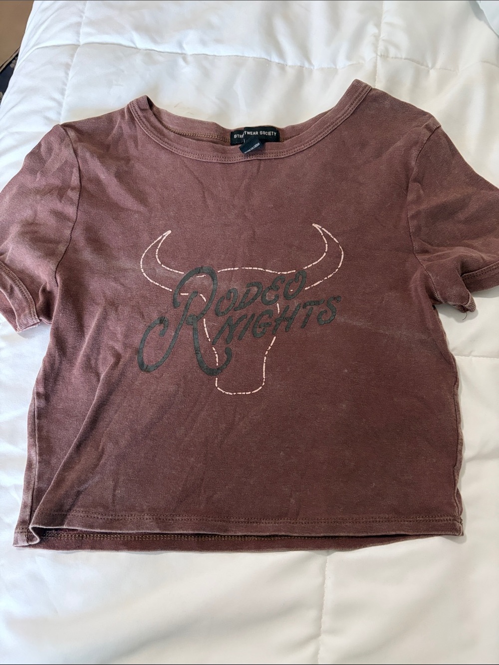 Graphic Crop Tee - Wine